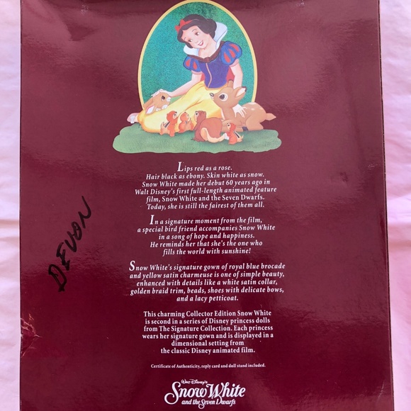 Snow white Barbie - Picture 5 of 5